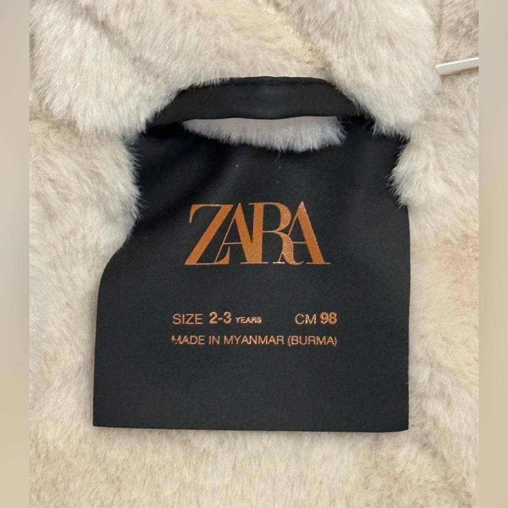 NWOT ZARA girls black water repellent lined raincoat in size 2-3 Y - Picture 4 of 5